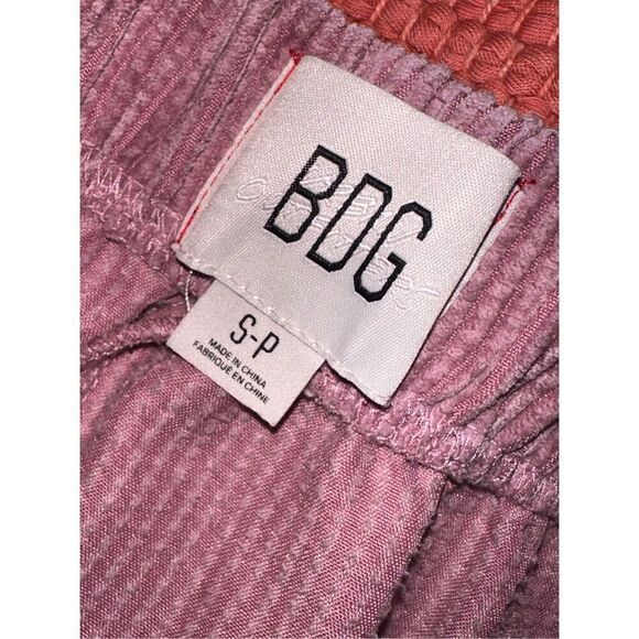 NICE Urban Outfitters BDG High Rise Josie Corduroy Flare Pants Pink Wide Leg SIZ - Picture 7 of 9